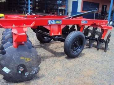 Trator massey feruson 275 4x4 ano 2000